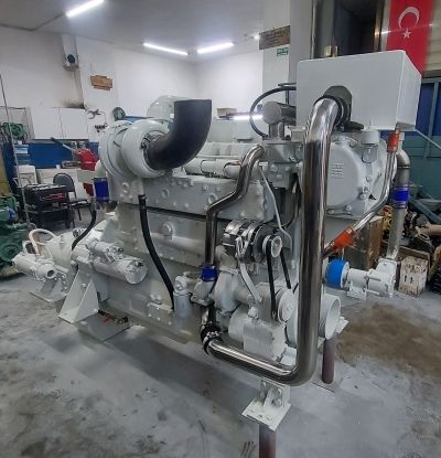 CUMMINS KTA 19 MARİNE